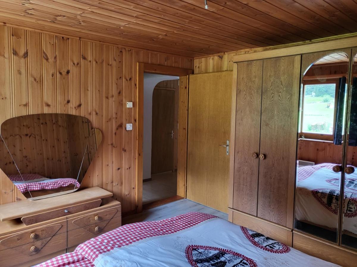 Appartement Tga Sulai E Glina à Rona Extérieur photo