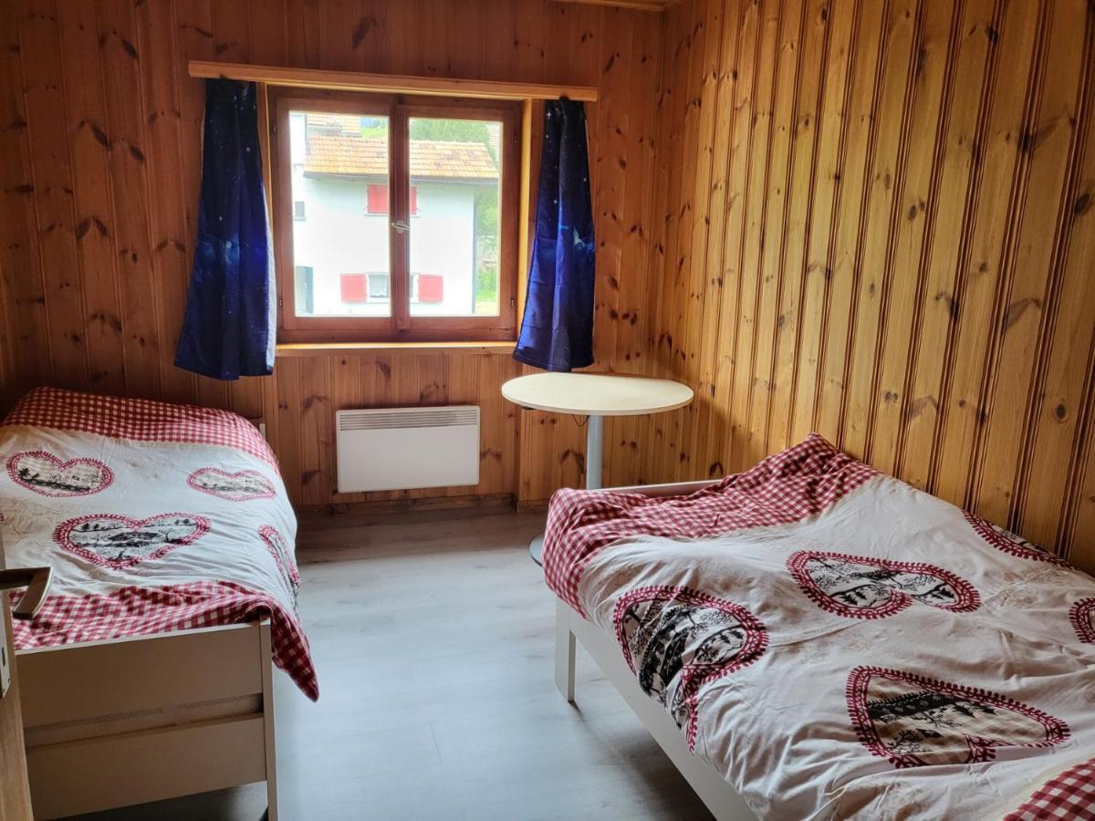 Appartement Tga Sulai E Glina à Rona Extérieur photo